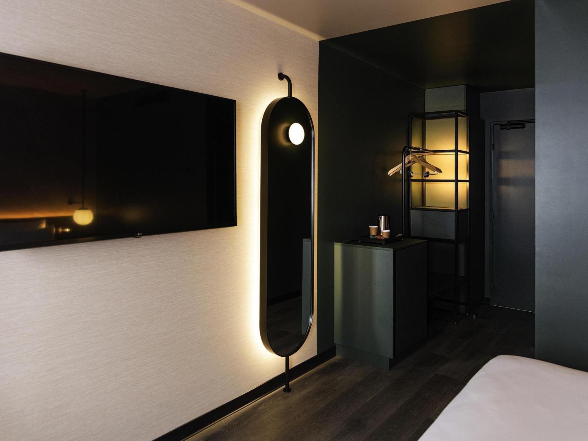 Novotel Paris Suresnes Longchamp Екстериор снимка