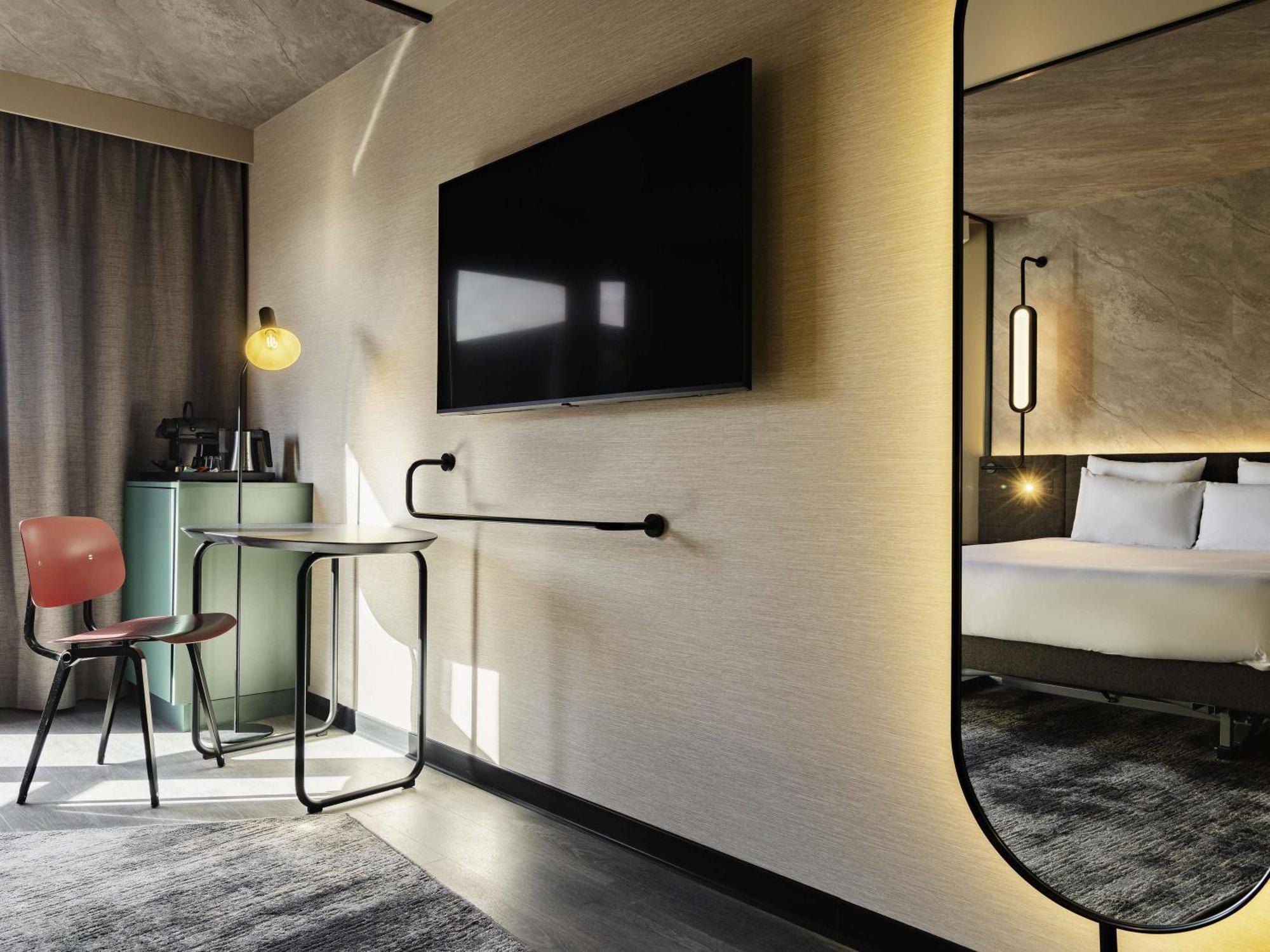 Novotel Paris Suresnes Longchamp Екстериор снимка