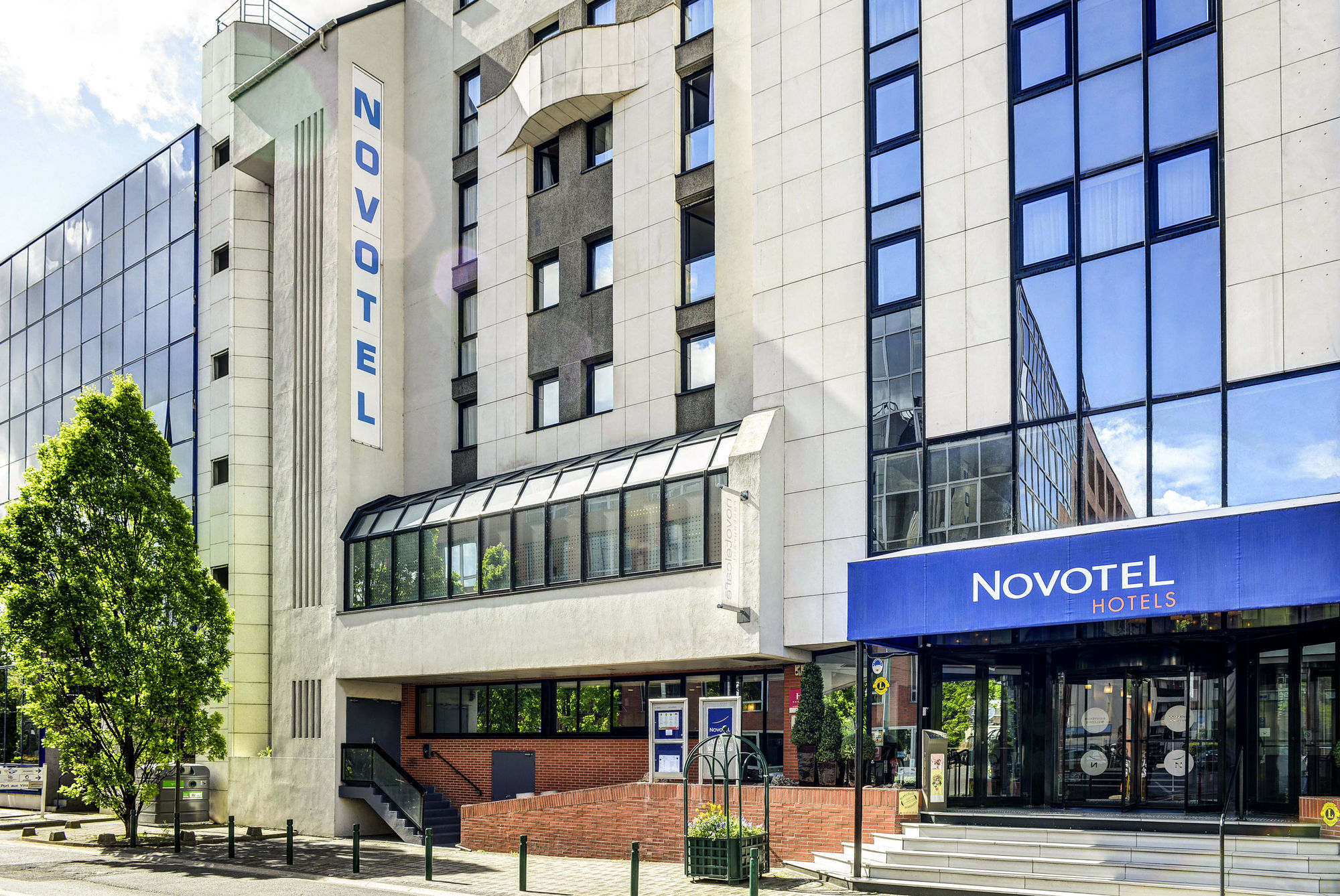 Novotel Paris Suresnes Longchamp Екстериор снимка